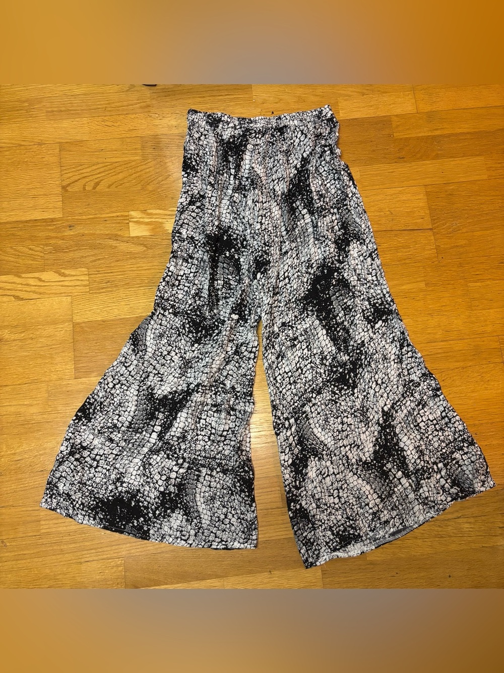 NEW Solitaire Snake Resortwear Vacation Coastal Beach Slouchy Wide Leg Pant S